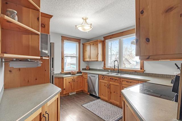 330 3 Avenue Se, House detached with 2 bedrooms, 1 bathrooms and 4 parking in Calgary AB | Image 17