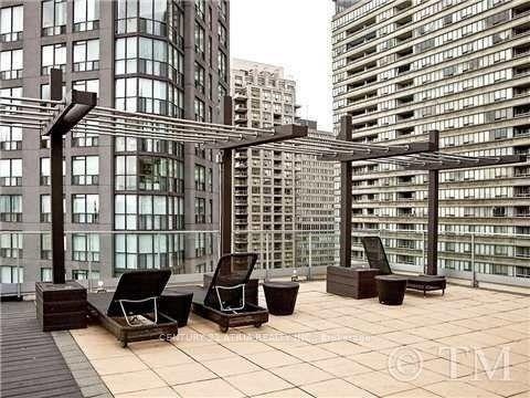 314 - 11 St Joseph St, Condo with 2 bedrooms, 2 bathrooms and 1 parking in Toronto ON | Image 9