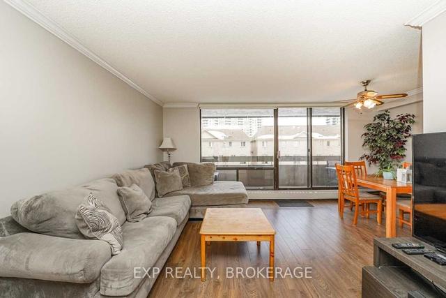 402 - 1210 Radom St N, Condo with 3 bedrooms, 2 bathrooms and 1 parking in Pickering ON | Image 12