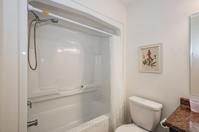 30 Katemore Dr, Townhouse with 2 bedrooms, 3 bathrooms and 2 parking in Guelph ON | Image 9