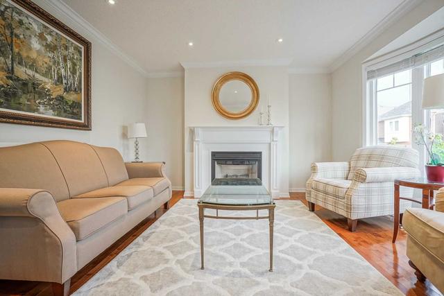 14 Dannor Ave, House detached with 3 bedrooms, 4 bathrooms and 6 parking in Whitchurch Stouffville ON | Image 3