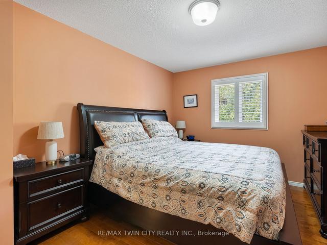 c - 146 Wood St, Townhouse with 1 bedrooms, 2 bathrooms and 2 parking in Brantford ON | Image 11
