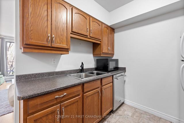 304 - 3355 Sandwich St, Condo with 2 bedrooms, 1 bathrooms and 1 parking in Windsor ON | Image 21