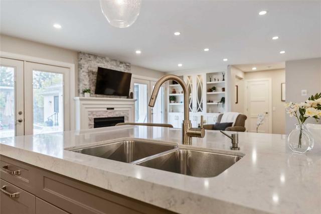 2153 Deyncourt Dr, House detached with 4 bedrooms, 4 bathrooms and 7 parking in Burlington ON | Image 4