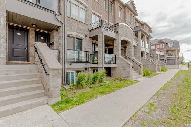 200 Veterans Dr, Townhouse with 3 bedrooms, 3 bathrooms and 2 parking in Brampton ON | Image 12