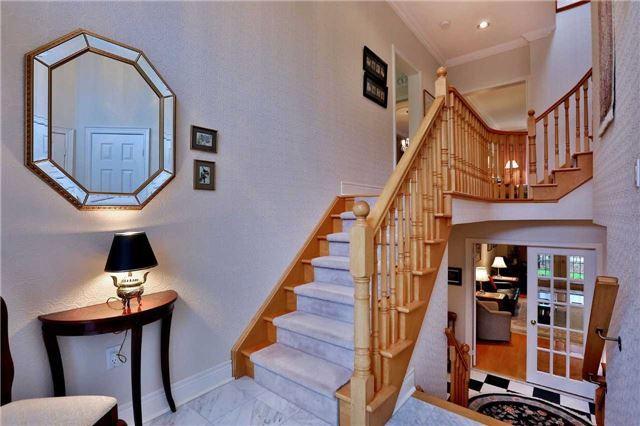 5 - 2303 Hill Ridge Crt, Townhouse with 3 bedrooms, 3 bathrooms and 1 parking in Oakville ON | Image 7