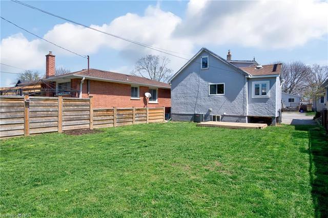 29 Margery Avenue, House detached with 4 bedrooms, 2 bathrooms and 2 parking in St. Catharines ON | Image 20