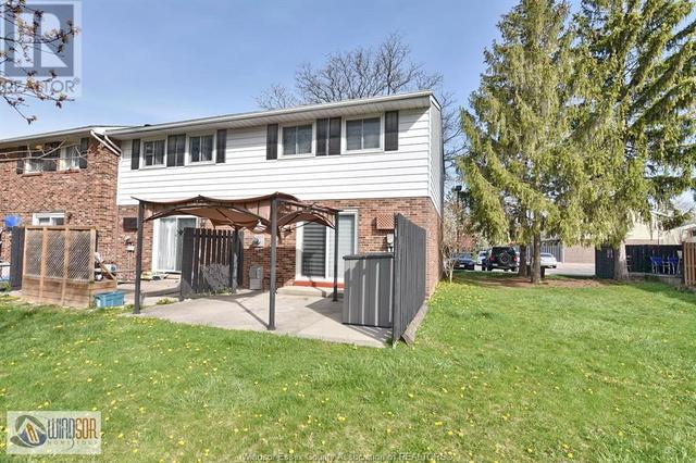 1 - 3070 Meadowbrook Lane, House semidetached with 3 bedrooms, 2 bathrooms and null parking in Windsor ON | Image 6