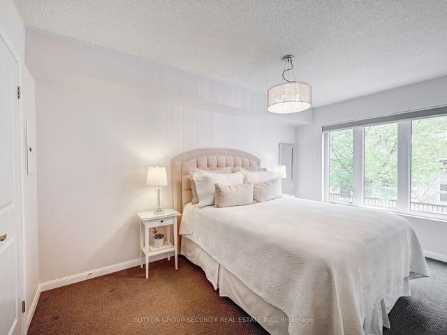 137 - 11 Foundry Ave, Townhouse with 2 bedrooms, 2 bathrooms and 1 parking in Toronto ON | Image 9