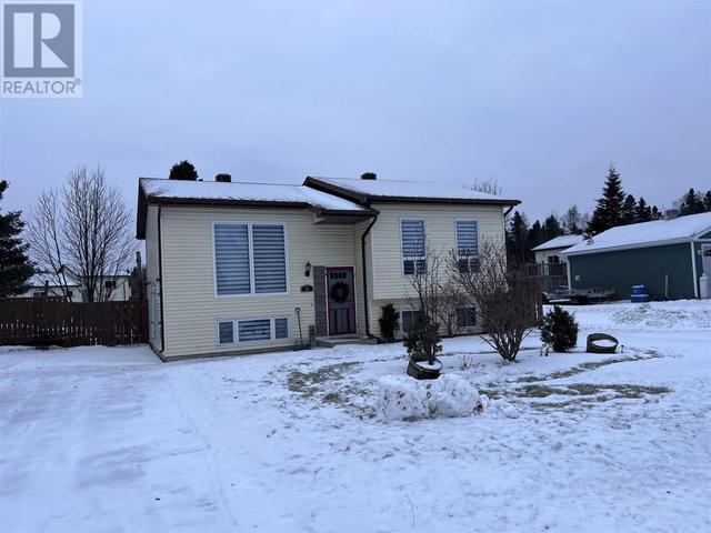 2 Laurier St, House detached with 3 bedrooms, 1 bathrooms and null parking in Marathon ON | Image 1