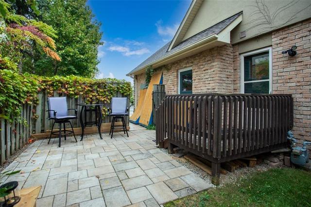 2186 Belgrave Court, House detached with 5 bedrooms, 3 bathrooms and 4 parking in Burlington ON | Image 34