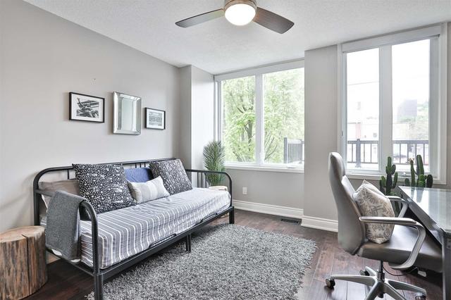 th9 - 140 Bathurst St, Townhouse with 3 bedrooms, 3 bathrooms and 1 parking in Toronto ON | Image 15