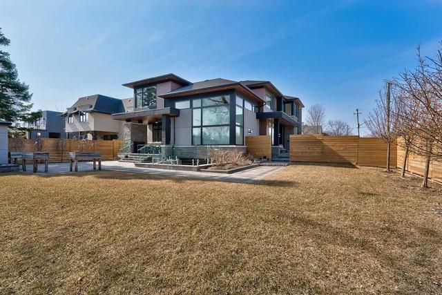 374 Seaton Dr, House detached with 4 bedrooms, 7 bathrooms and 8 parking in Oakville ON | Image 32