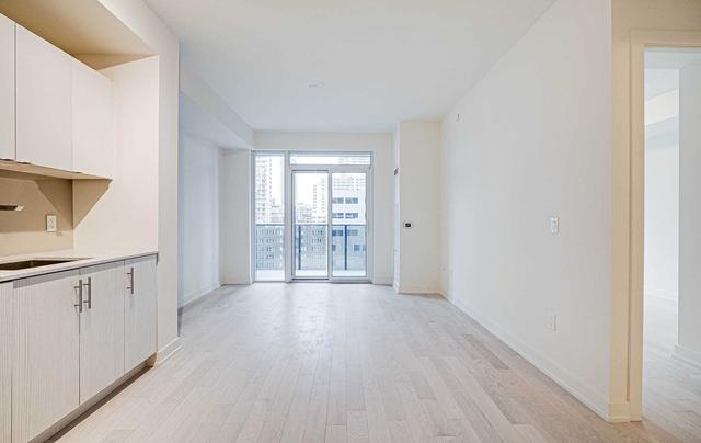 1021 - 330 Richmond St W, Condo with 1 bedrooms, 1 bathrooms and 1 parking in Toronto ON | Image 19