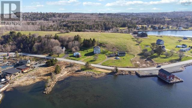 688 Mason Beach Road, House detached with 8 bedrooms, 1 bathrooms and null parking in Lunenburg MD NS | Image 25