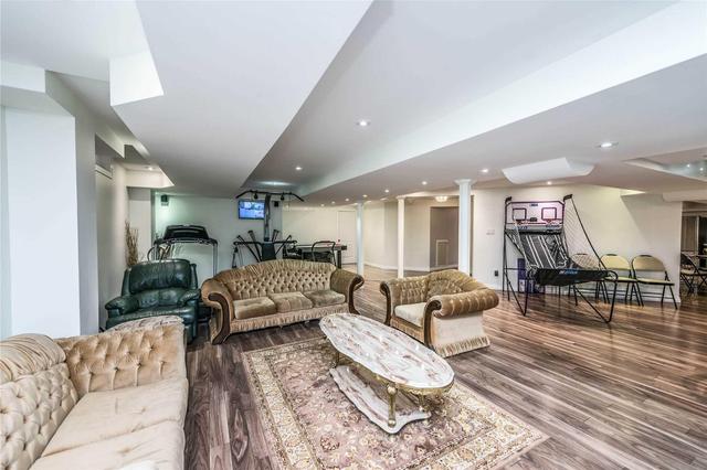 122 Valleycreek Dr, House detached with 4 bedrooms, 5 bathrooms and 9 parking in Brampton ON | Image 23
