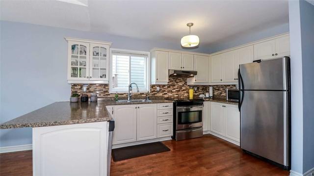 43 Rundle Cres, House detached with 4 bedrooms, 3 bathrooms and 5 parking in Barrie ON | Image 7
