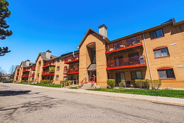 1333 - 1488 Pilgrims Way, Condo with 2 bedrooms, 1 bathrooms and 1 parking in Oakville ON | Image 14