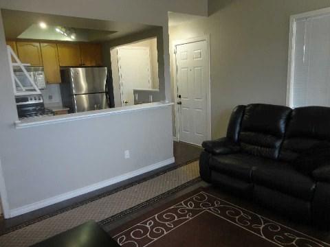 170 - 85 Bristol Rd E, Townhouse with 1 bedrooms, 1 bathrooms and 1 parking in Mississauga ON | Image 6