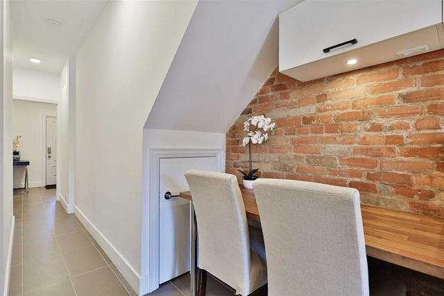 236 Grace St, House semidetached with 5 bedrooms, 5 bathrooms and 2 parking in Toronto ON | Image 18