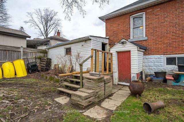 326 East 12th St, House detached with 3 bedrooms, 1 bathrooms and 4 parking in Hamilton ON | Image 19