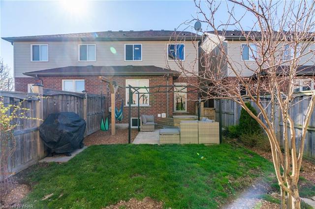 38 Wilkie Crescent, House attached with 3 bedrooms, 3 bathrooms and 2 parking in Guelph ON | Image 36