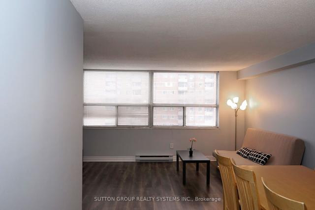901 - 10 Tobermory Dr, Condo with 2 bedrooms, 1 bathrooms and 1 parking in Toronto ON | Image 22