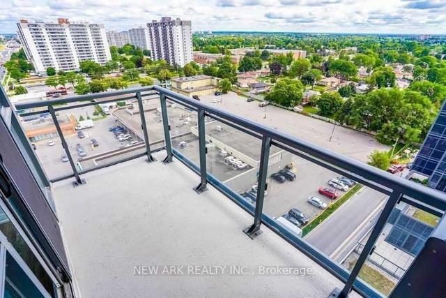 1207 - 30 Meadowglen Pl, Condo with 2 bedrooms, 2 bathrooms and 1 parking in Toronto ON | Image 11