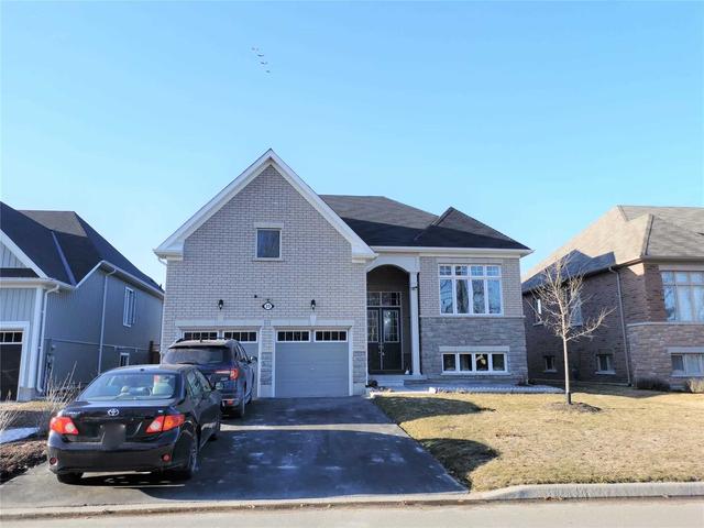 20 Allegra Dr, House detached with 2 bedrooms, 3 bathrooms and 6 parking in Wasaga Beach ON | Image 1