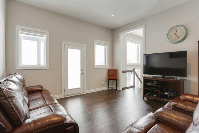 1070 Melsetter Way, House detached with 4 bedrooms, 3 bathrooms and 6 parking in London ON | Image 11