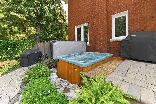 38 Rosedale Ave W, House detached with 6 bedrooms, 3 bathrooms and 4 parking in Brampton ON | Image 28