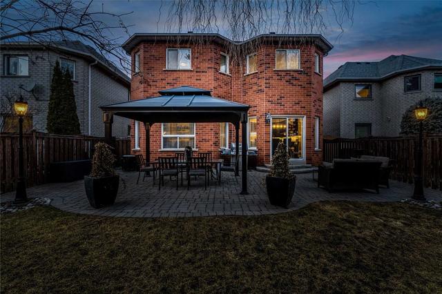 130 Hollybush Dr, House detached with 4 bedrooms, 4 bathrooms and 4 parking in Vaughan ON | Image 30