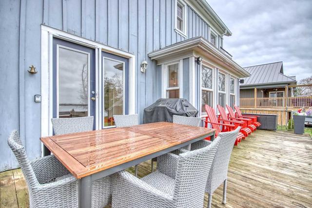 223 Prinyers Cove Cres, House detached with 3 bedrooms, 2 bathrooms and 4 parking in Prince Edward County ON | Image 18