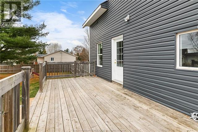 1275 Amirault St, House detached with 4 bedrooms, 1 bathrooms and null parking in Dieppe NB | Image 35