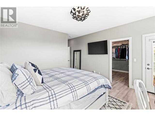 7188 Apex Drive, House detached with 6 bedrooms, 3 bathrooms and 8 parking in Vernon BC | Image 25