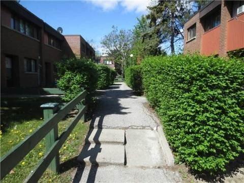 03 - 351 Driftwood Ave, Townhouse with 3 bedrooms, 2 bathrooms and 1 parking in Toronto ON | Image 1
