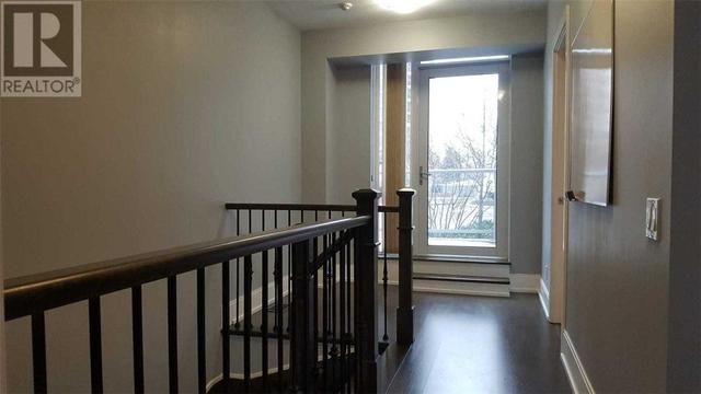 th5 - 15 Viking Lane, Townhouse with 3 bedrooms, 3 bathrooms and 2 parking in Toronto ON | Image 12