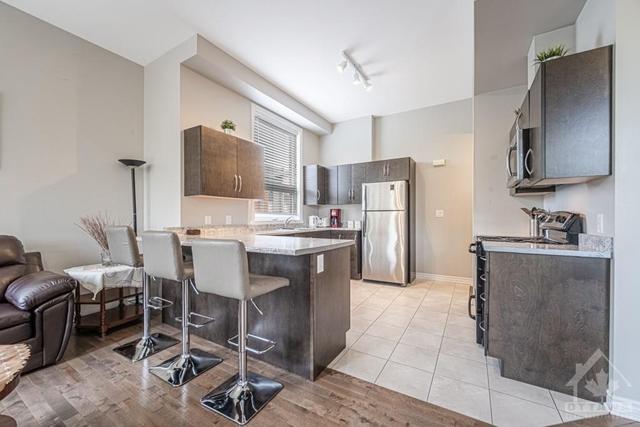3654 Downpatrick Road, Townhouse with 3 bedrooms, 2 bathrooms and 2 parking in Ottawa ON | Image 8