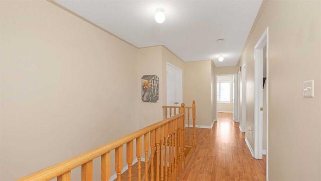 8 Timbertop Cres, House semidetached with 4 bedrooms, 3 bathrooms and 4 parking in Brampton ON | Image 15