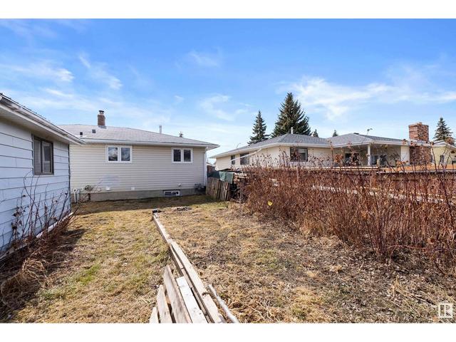 72 Southpark Dr, House detached with 3 bedrooms, 1 bathrooms and null parking in Leduc AB | Image 45