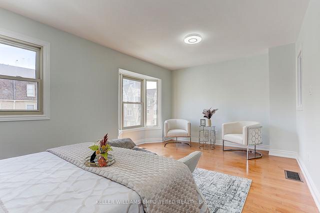 48 - 10 Cardwell Ave, Townhouse with 3 bedrooms, 3 bathrooms and 3 parking in Toronto ON | Image 6