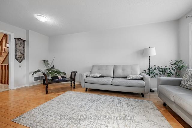 237 - 83 Mondeo Dr, Townhouse with 3 bedrooms, 4 bathrooms and 2 parking in Toronto ON | Image 25