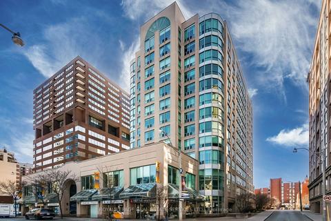 417 - 942 Yonge St, Condo with 2 bedrooms, 2 bathrooms and 2 parking in Toronto ON | Card Image