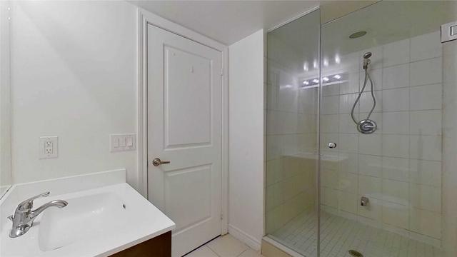 3307 - 50 Town Centre Crt, Condo with 0 bedrooms, 1 bathrooms and 0 parking in Toronto ON | Image 3