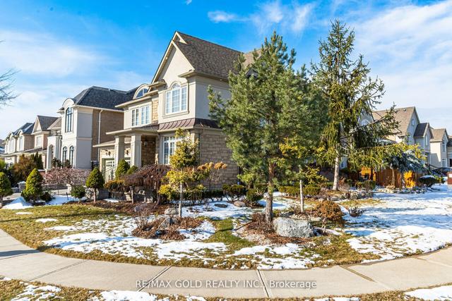 9 Scotchmere Cres, House detached with 4 bedrooms, 6 bathrooms and 6 parking in Brampton ON | Image 12