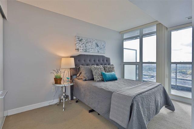 1806 - 19 Singer Crt, Condo with 1 bedrooms, 1 bathrooms and 0 parking in Toronto ON | Image 5