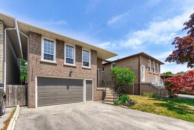 579 Hayward Cres, House detached with 4 bedrooms, 3 bathrooms and 5 parking in Milton ON | Image 12