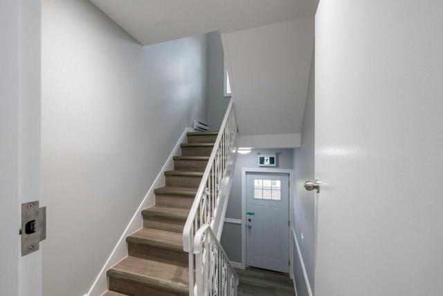Unit 1 - 2A Fort Rouille St, House detached with 2 bedrooms, 1 bathrooms and 1 parking in Toronto ON | Image 7