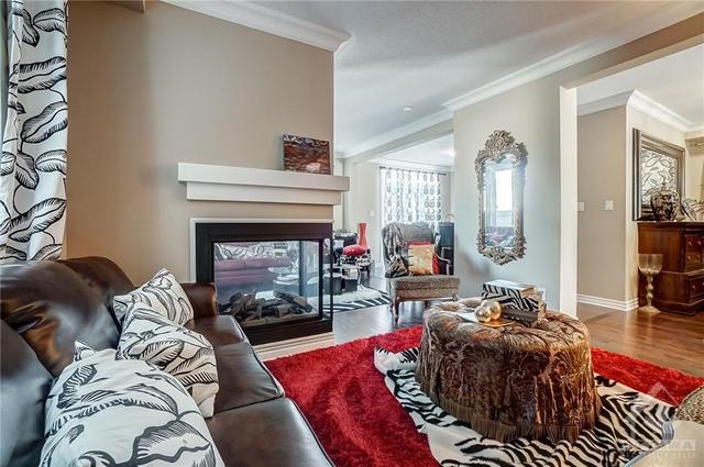 619 Des Aubepines Drive, House detached with 4 bedrooms, 3 bathrooms and 6 parking in Ottawa ON | Image 7