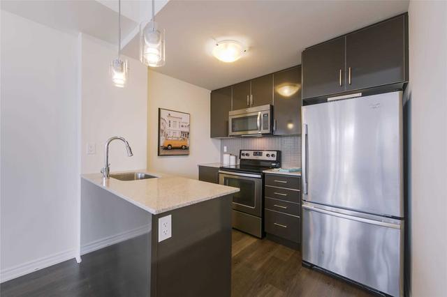 22 - 120 Twenty Fourth St, Townhouse with 2 bedrooms, 3 bathrooms and 1 parking in Toronto ON | Image 38